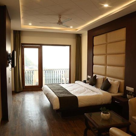 Hotel Shining Hills Mussoorie Zewnętrze zdjęcie