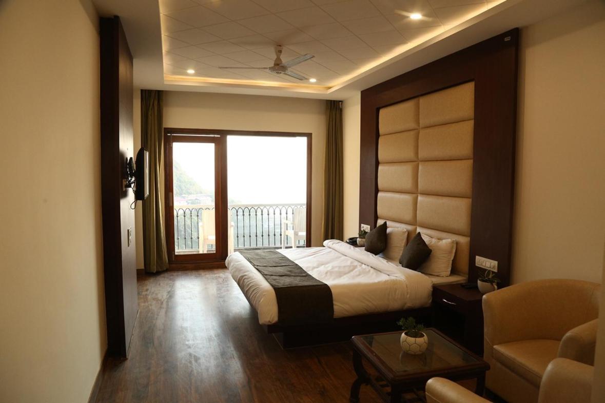 Hotel Shining Hills Mussoorie Zewnętrze zdjęcie