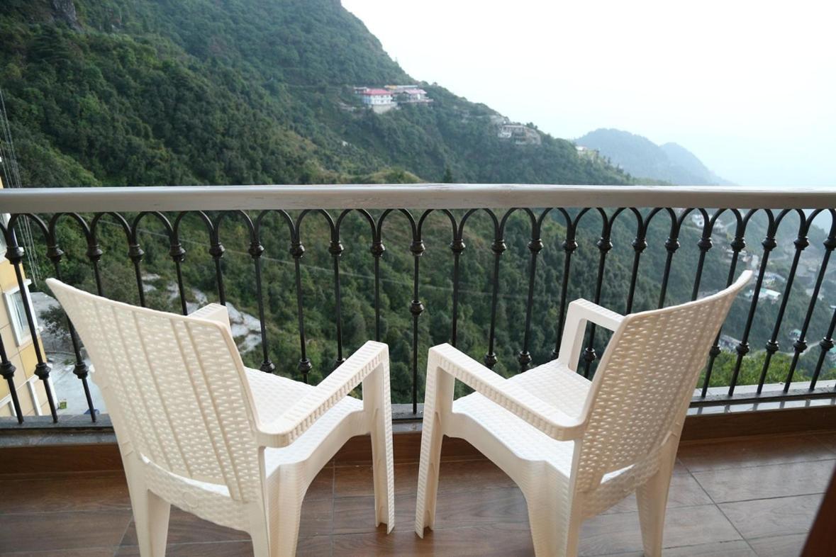 Hotel Shining Hills Mussoorie Zewnętrze zdjęcie