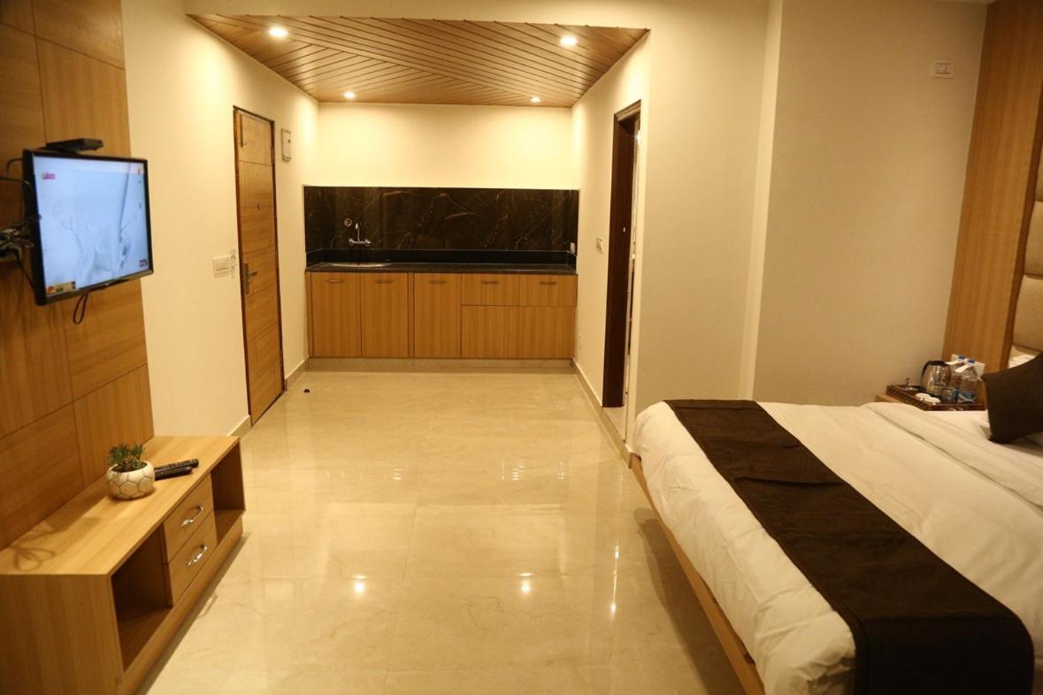 Hotel Shining Hills Mussoorie Zewnętrze zdjęcie
