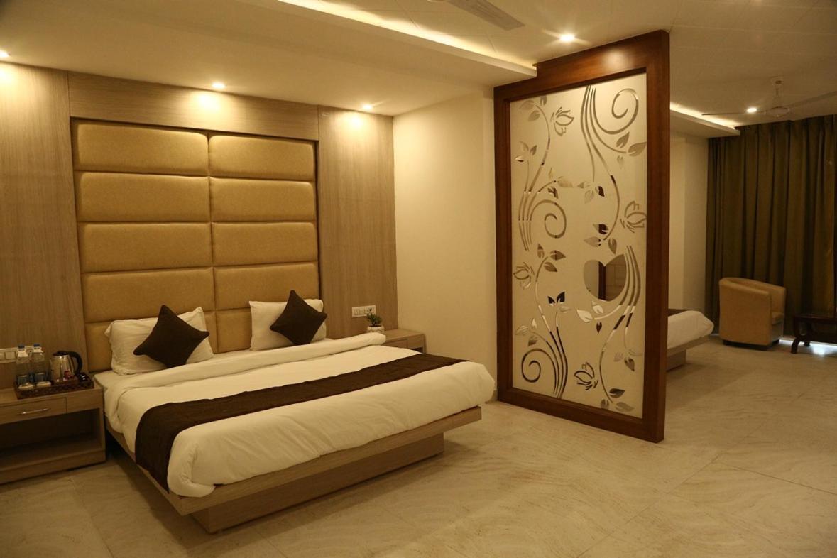 Hotel Shining Hills Mussoorie Zewnętrze zdjęcie